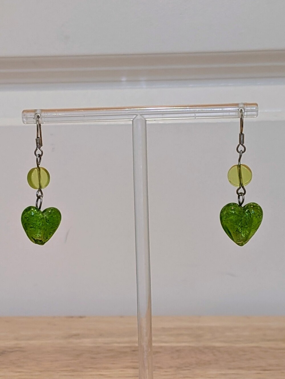 3/$30 EUC 1.75" Lime Green Murano Glass Heart Drop Dangle Earrings